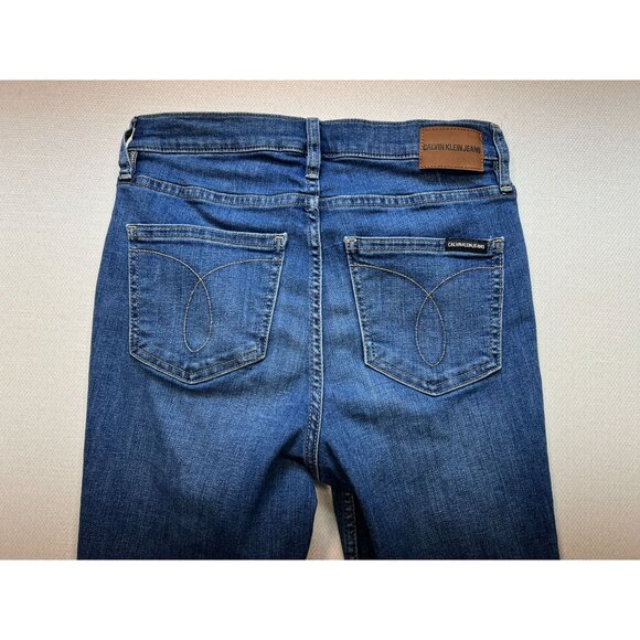 Calvin Klein Women's High Rise Slim Jeans Raw Hem Stretch Size 26 Blue Denim - Picture 9 of 11